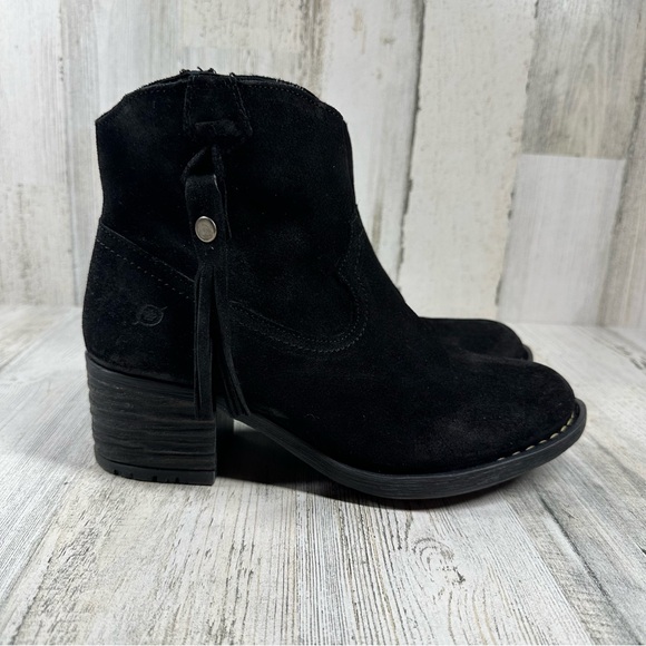 NEW Born Women's Alondra Comfort Western Booties #982 - Picture 6 of 13